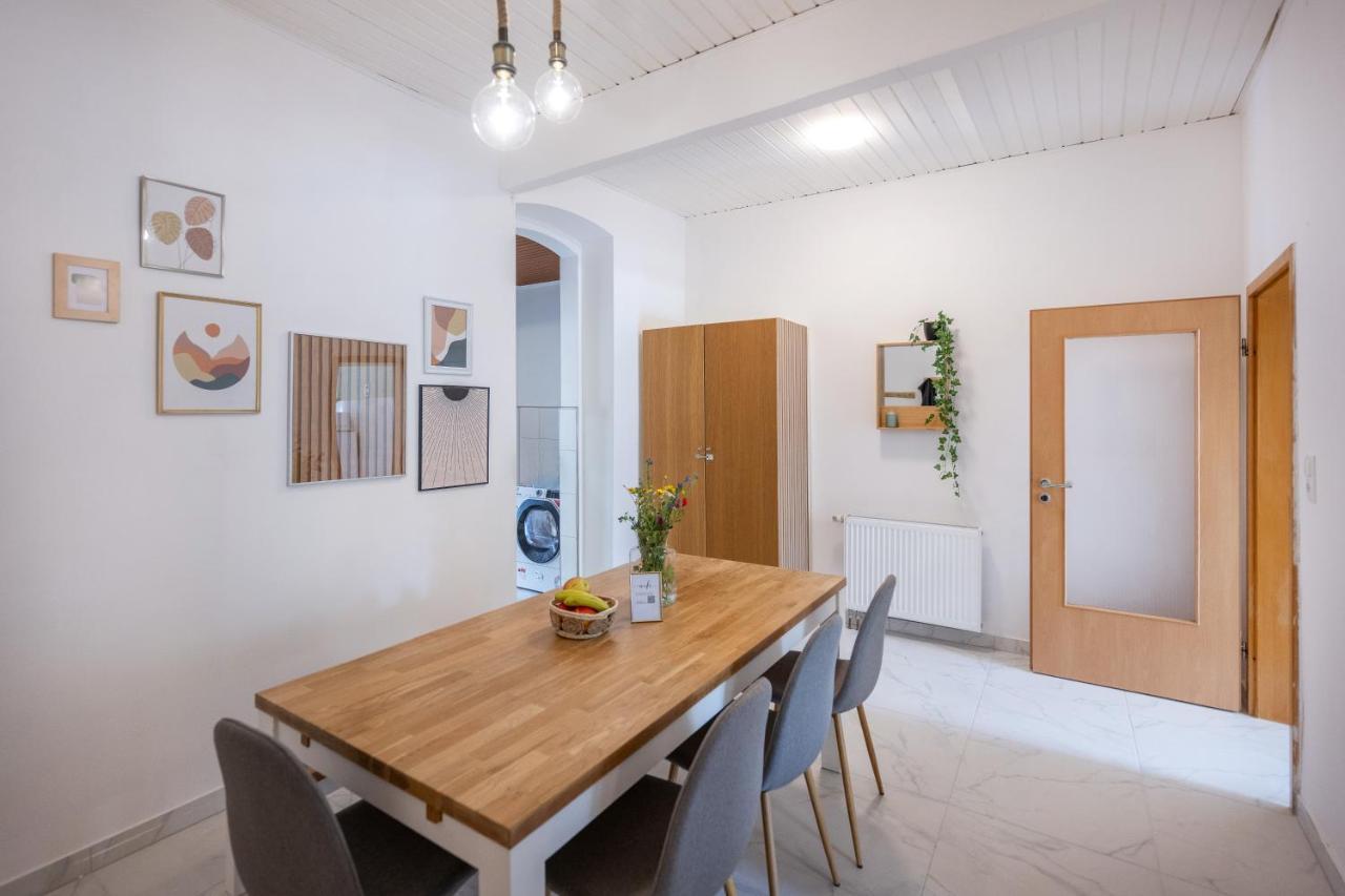 Wohlfuehlwohnung Mit 25 Qm Terrasse, Netflix 科布倫茨 外观 照片